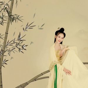 Meet your Posher, Rena